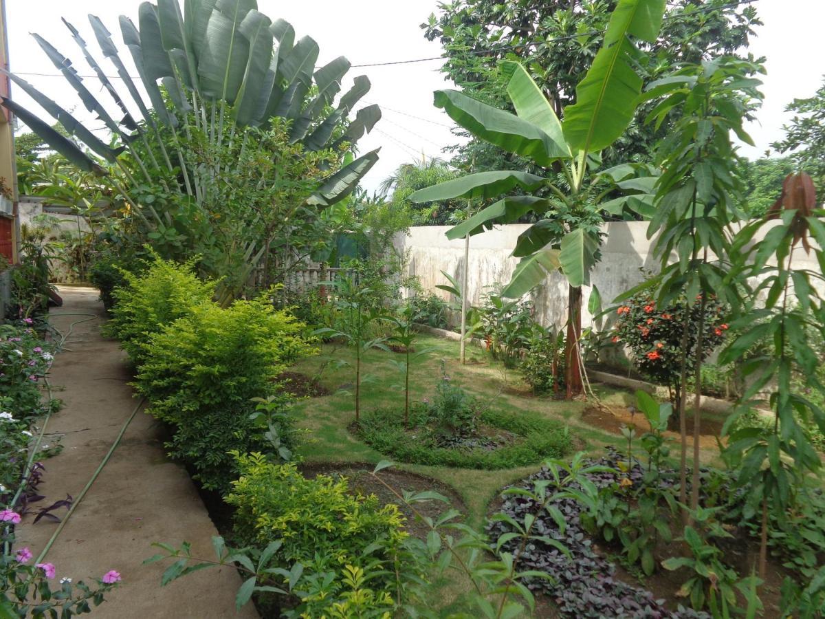 Santos'S House Hotel Sao Tome Exterior foto