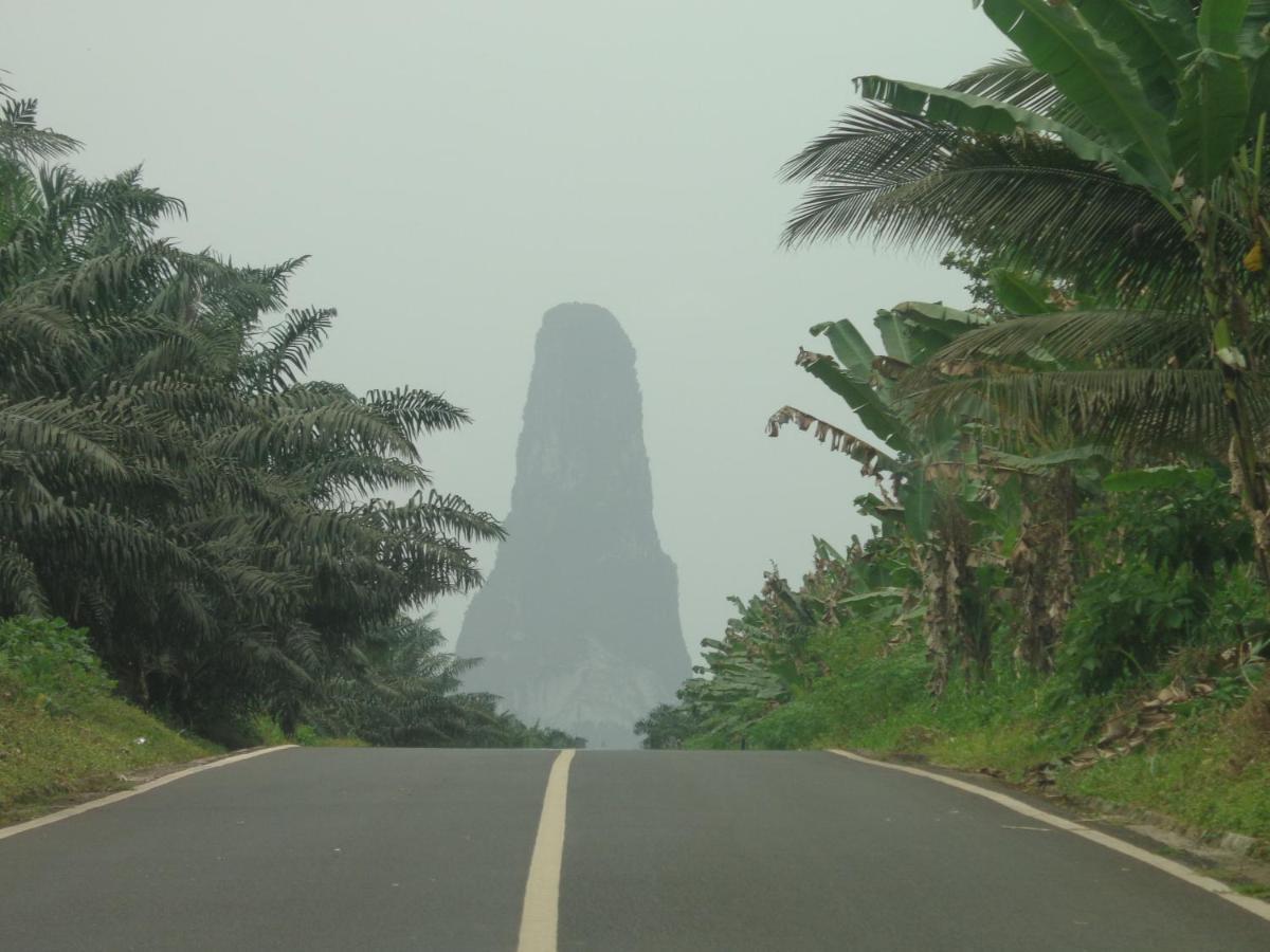Santos'S House Hotel Sao Tome Exterior foto